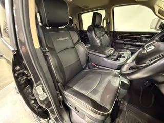 2022 RAM 2500 Heavy Duty Laramie - 27,200 km