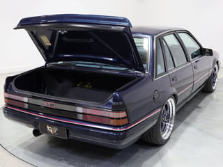 1988 HSV VL SV88 - Build No. 89 - Dorwood Blue Metallic