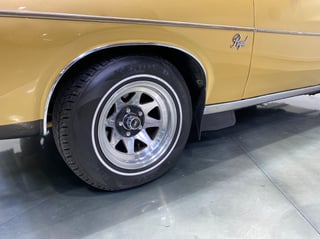1976 Chrysler CL Valiant Regal SE - Topaz Gold Metallic