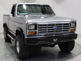 1982 Ford F-Series Pickup F100 RHD 4x4 - 351 V8