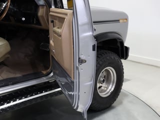 1982 Ford F-Series Pickup F100 RHD 4x4 - 351 V8