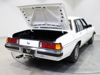 1982 Holden WB Statesman Caprice - Alabaster White