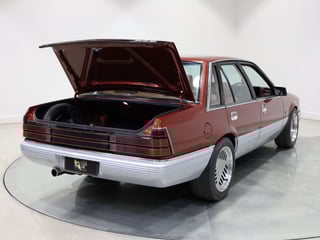 1985 Holden HDT VK Calais Director 333 Pack -  5.0 Litre V8