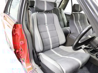 1982 Ford XE Fairmont Ghia ESP - 4.9 Litre V8 4 Speed …