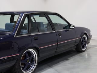 1988 HSV VL SV88 - Build No. 89 - Dorwood Blue Metallic