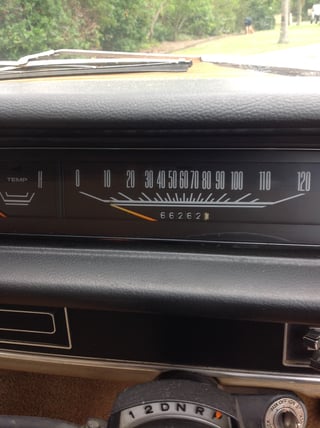 1971 VH Ranger Sedan