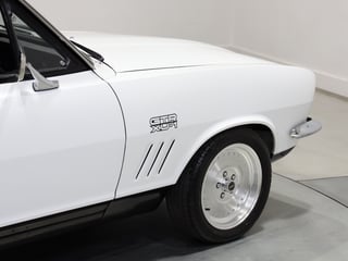 1973 Holden LJ Torana GTR XU1 Tribute - Glacier White