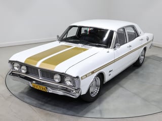 1971 Ford XY Fairmont 302ci Windsor - Ultra White