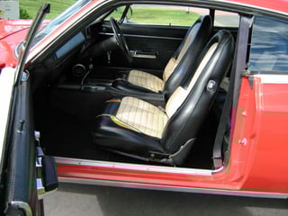 VH E55 Valiant Charger