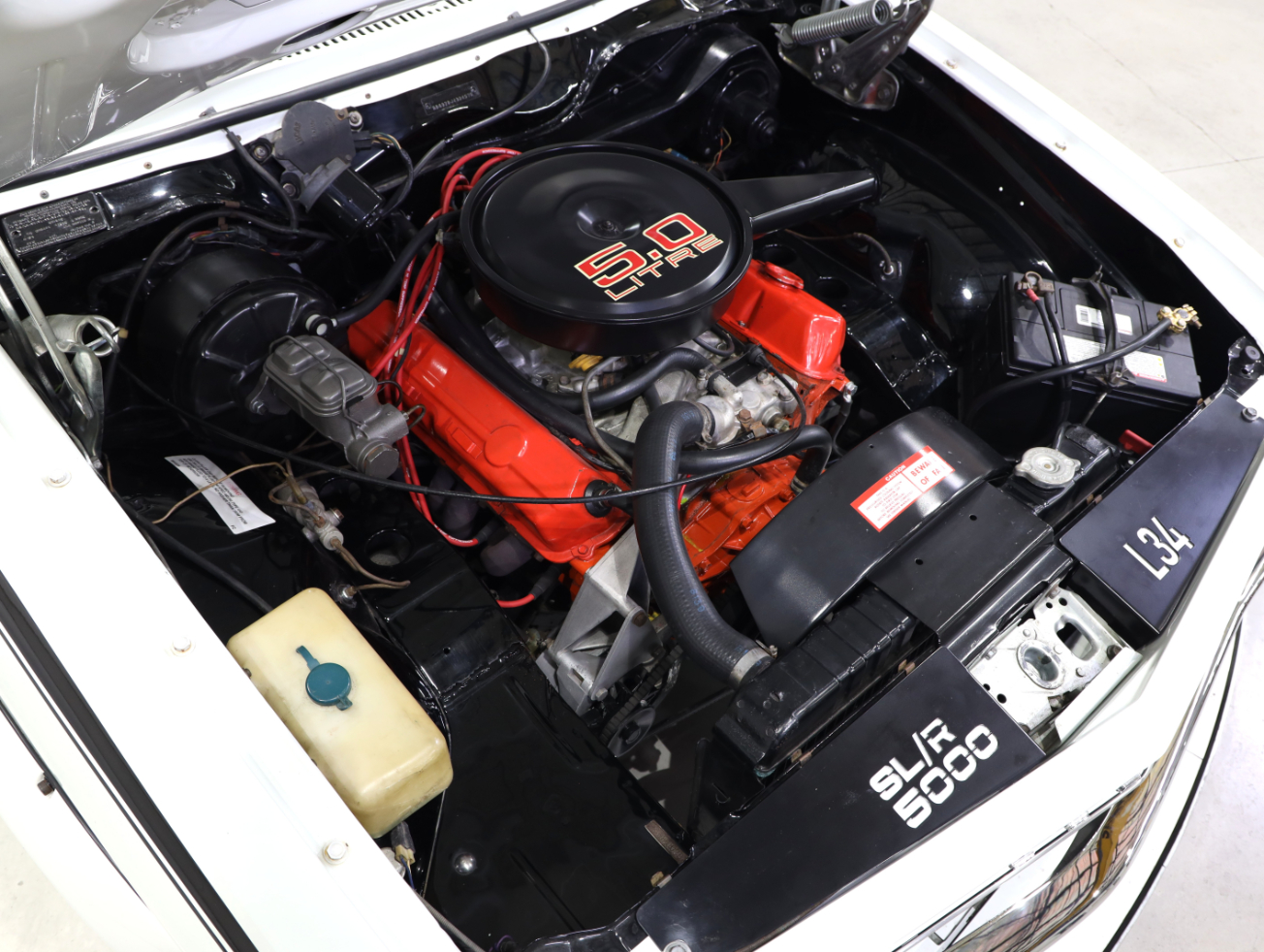 1974 Holden LH Torana L34 SLR 5000 - Glacier White