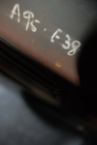 VH E38 Valiant Charger