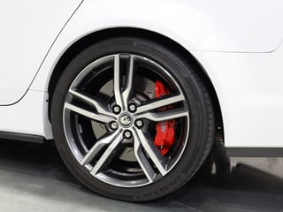 2016 HSV Clubsport R8 Tourer Build No 097 - Heron White …