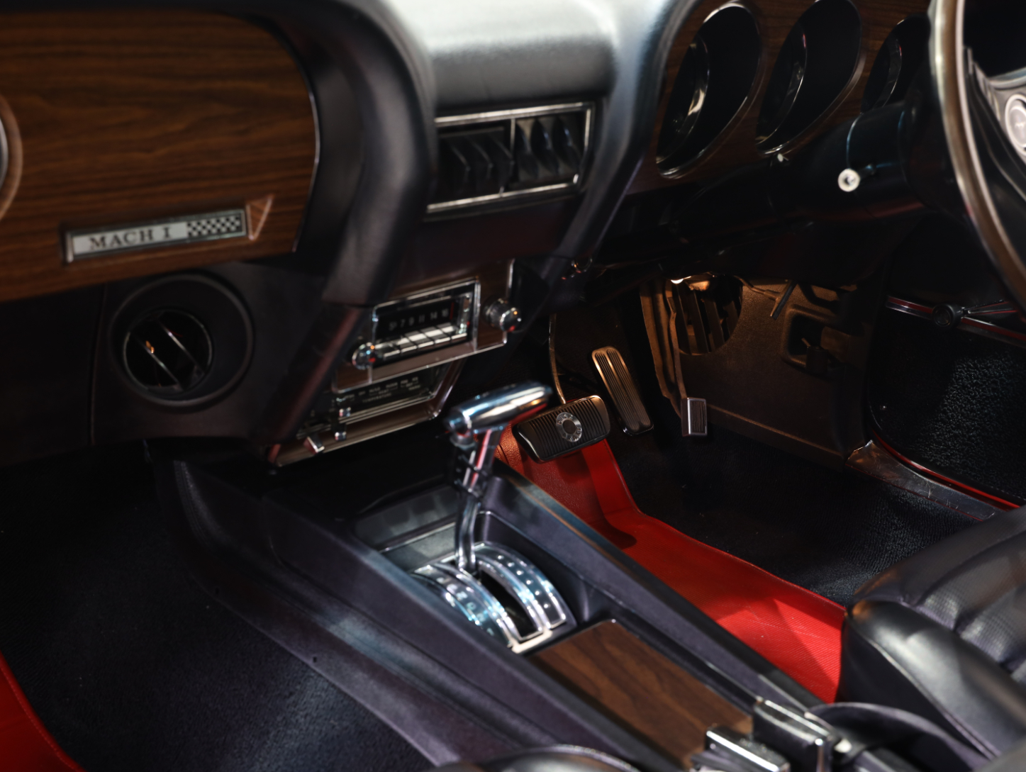 1969 Ford Mustang Mach 1 - Candy Apple Red 