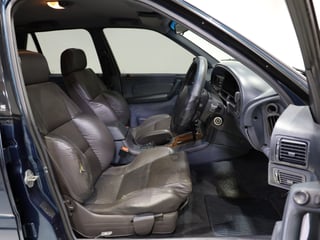 1996 HSV VS Senator 215i Build No 884 - Botanica Blue Mica