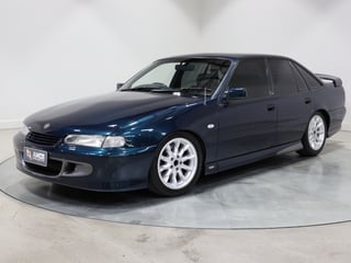 1996 HSV VS Senator 215i Build No 884 - Botanica Blue Mica