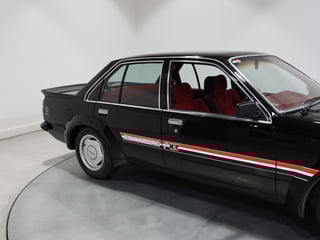 1980 HDT VC Brock Build No 367 - Tuxedo Black