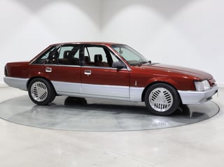 1985 Holden HDT VK Calais Director 333 Pack -  5.0 Litre V8