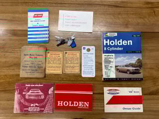 1974 Holden HQ Monaro GTS 308 4sp - Glacier White