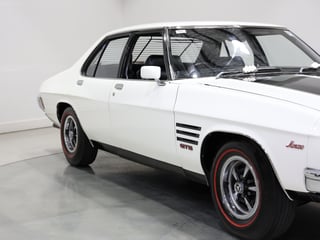 1974 Holden HQ Monaro GTS 308 4sp - Glacier White