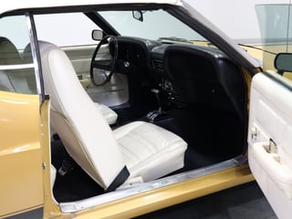 1970 Ford Mustang Convertible 302ci - Bright Gold 