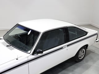 1976 Holden LX Torana SS Hatchback - 5.0L Trimatic - Cotillion White