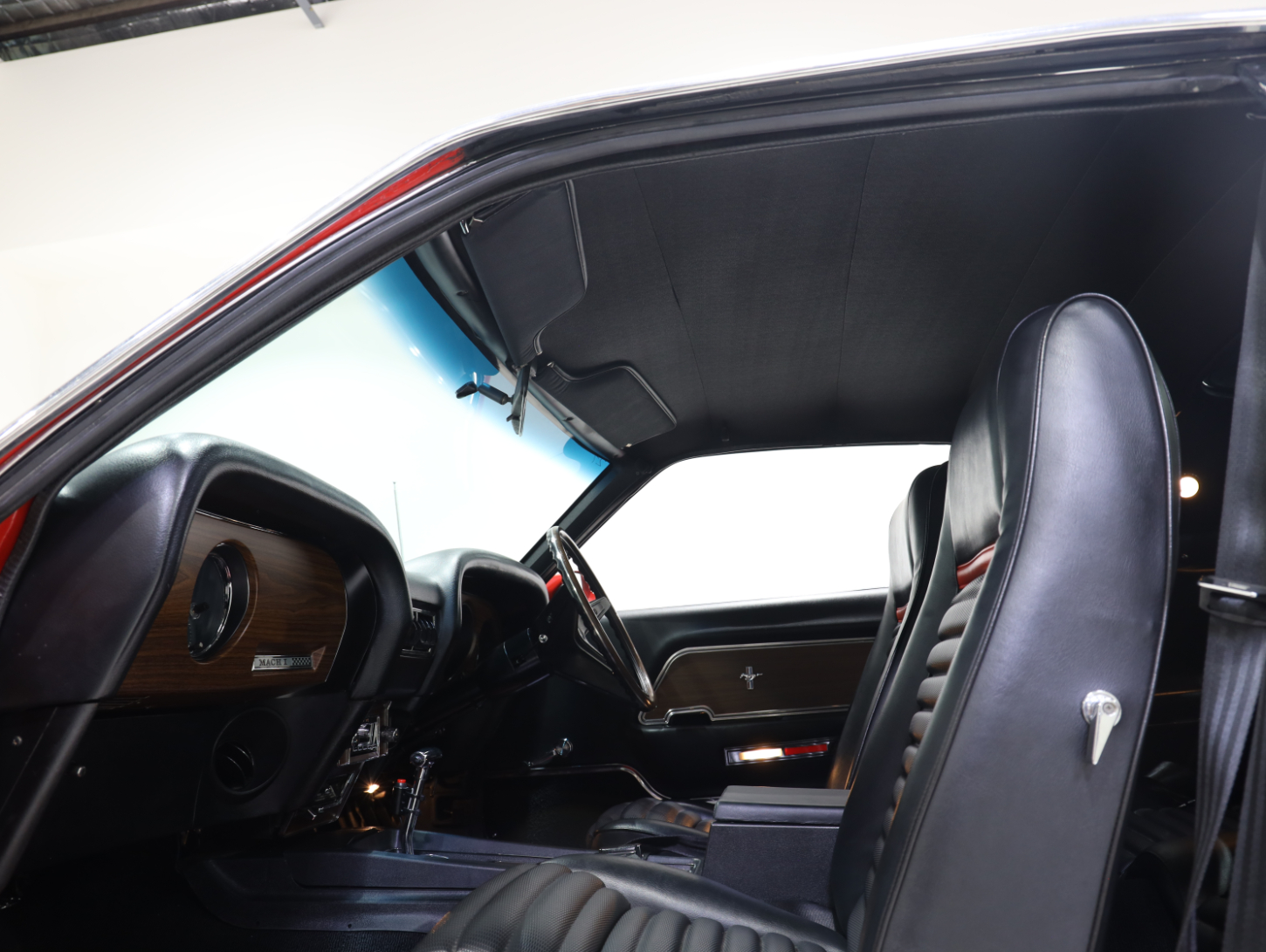 1969 Ford Mustang Mach 1 - Candy Apple Red 