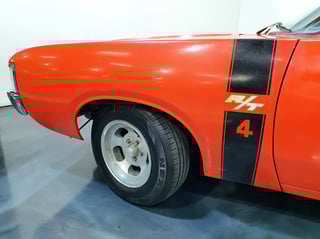 1972 VH E49 Valiant Charger R/T - BIG TANK