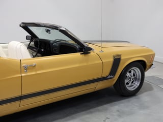 1970 Ford Mustang Convertible 302ci - Bright Gold 