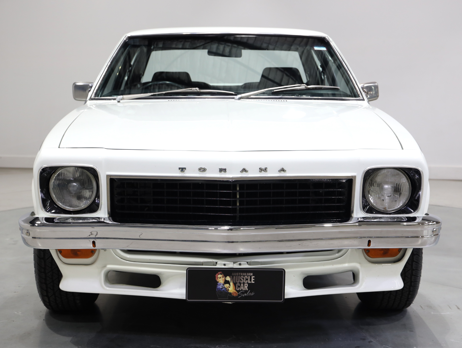 1974 Holden LH Torana L34 SLR 5000 - Glacier White