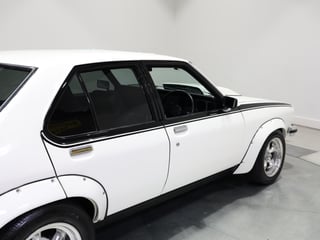 1977 Holden LX Torana SLR 5000 Tribute - Palais White 
