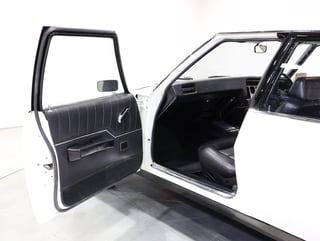 1974 Holden HQ Monaro GTS 308 4sp - Glacier White