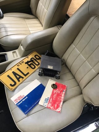 1977 HX Holden Sandman Panelvan