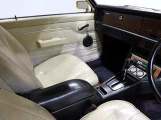 1977 Holden LX Torana SL 253 V8 Hatchback - Absinth Yellow