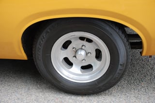 E38 RT Valiant Charger