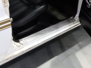 1971 Ford Falcon XY GT - Ultra White 