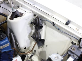 1973 Ford Falcon XB GT 4V - Polar White 