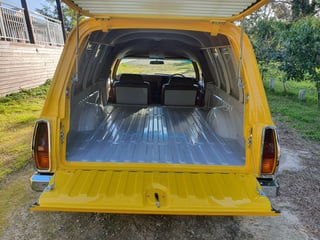 1974 HQ Sandman Panel Van - 253 V8 4 speed