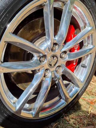 2011 VE Commodore SSV Redline - Patterson Cheney Race Sport RS350