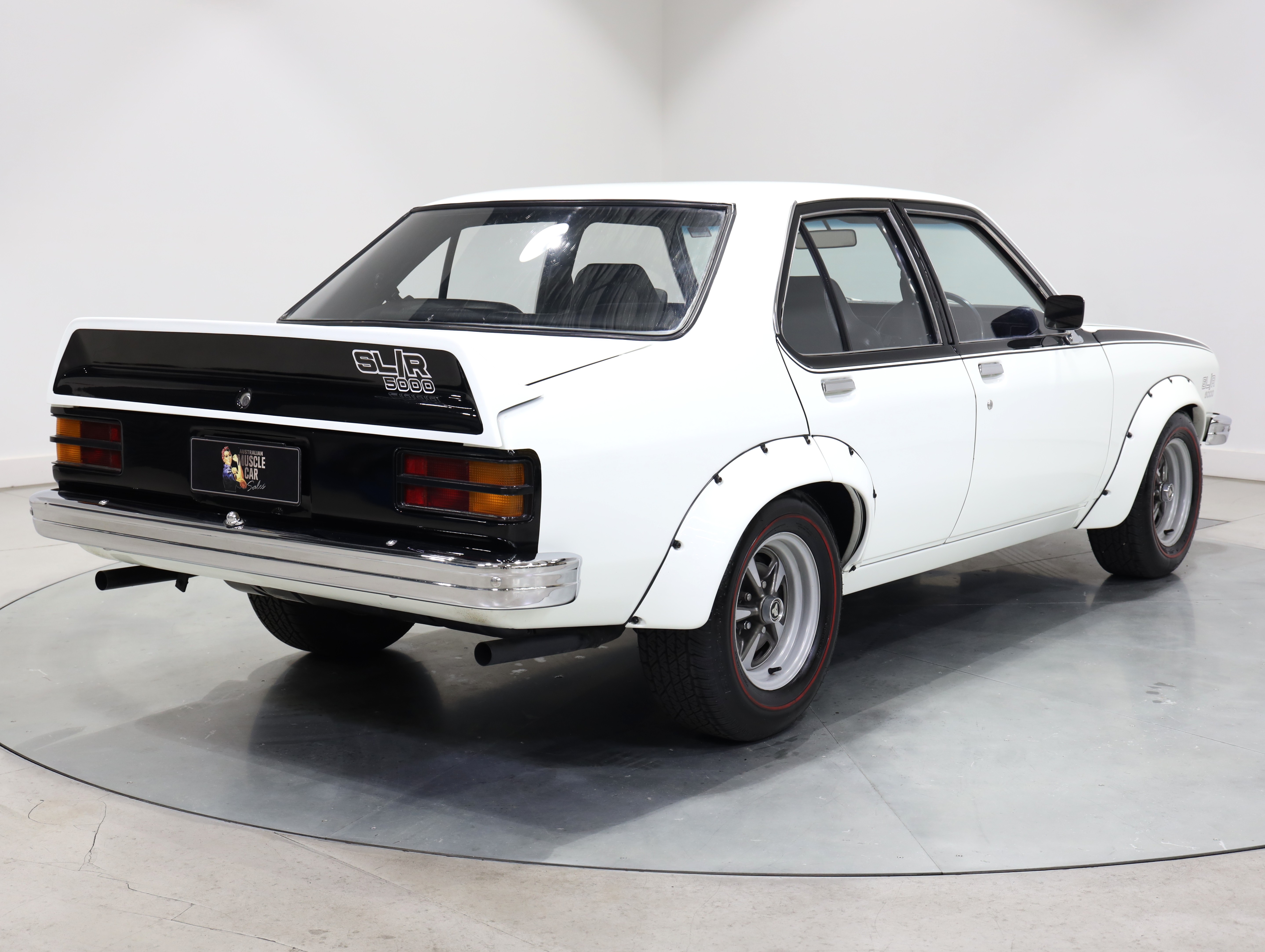 1974 Holden LH Torana L34 SLR 5000 - Glacier White