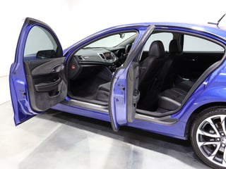 2016 Holden VF Series II SSV Commodore  - Slipstream Blue 