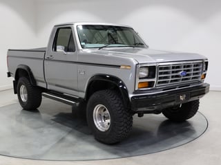 1982 Ford F-Series Pickup F100 RHD 4x4 - 351 V8