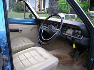 VF Valiant Pacer