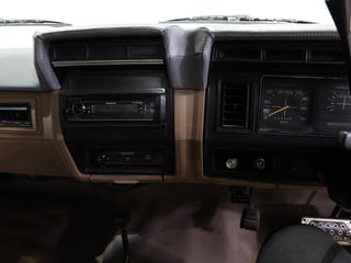 1982 Ford F-Series Pickup F100 RHD 4x4 - 351 V8