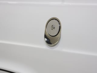 1967 Holden HR 186 S Utility - Grecian White