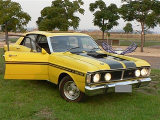 XY GT Falcon