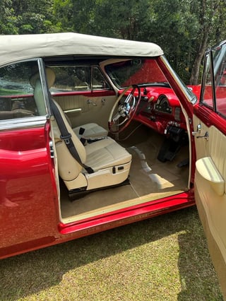 1952 Oldsmobile Super 88 Restomod - 6.0L LS2 V8