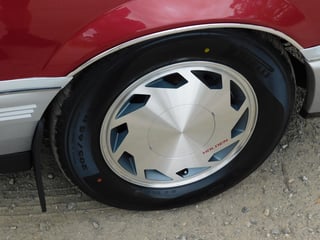 1987 Holden VL Calais Turbo - Venetian Red …