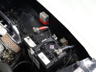 1972 Holden LJ Torana GTR XU1 - Glacier White