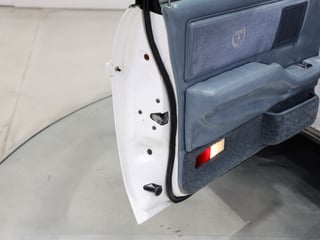 1982 Holden WB Statesman Caprice - Alabaster White