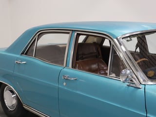 1971 Ford ZD Fairlane 302ci V8 - Teal Glow